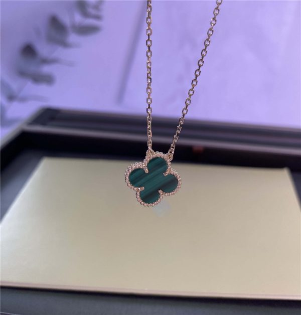 VCA Vintage Alhambra 18K Yellow Gold Pendant with Malachite