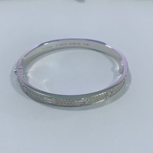 N6717617 Cartier Love Solid 18K White Gold Bracelet Diamond Paved