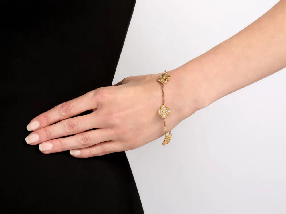 VCA Vintage Alhambra 5 Motifs Bracelet